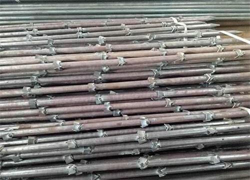 石城隧道钢花管